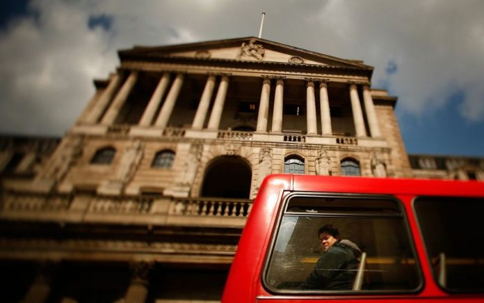 credit-crisis-threatens-banking-jobs-80693118-5acb52cdcc93e