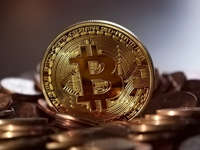 bitcoin_money_decentralized_virtual_coin_currency_cash_web-1372063